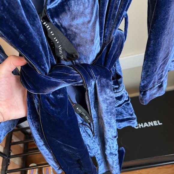 SLEEPING WITH JACQUES The Bon Vivant belted piped velvet robe and pants - Picture 14 of 15